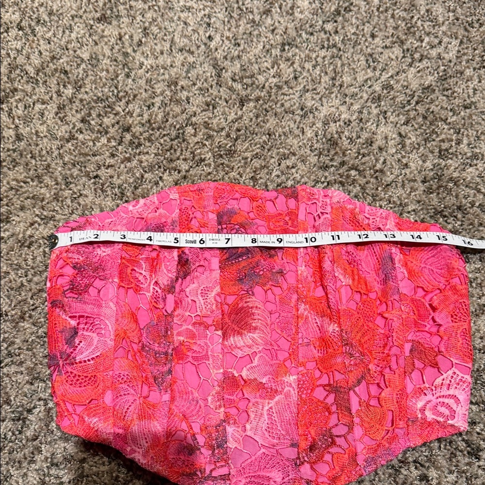 ROCOCO SAND
Corset Top In Fuchsia/Pink - Picture 7 of 10